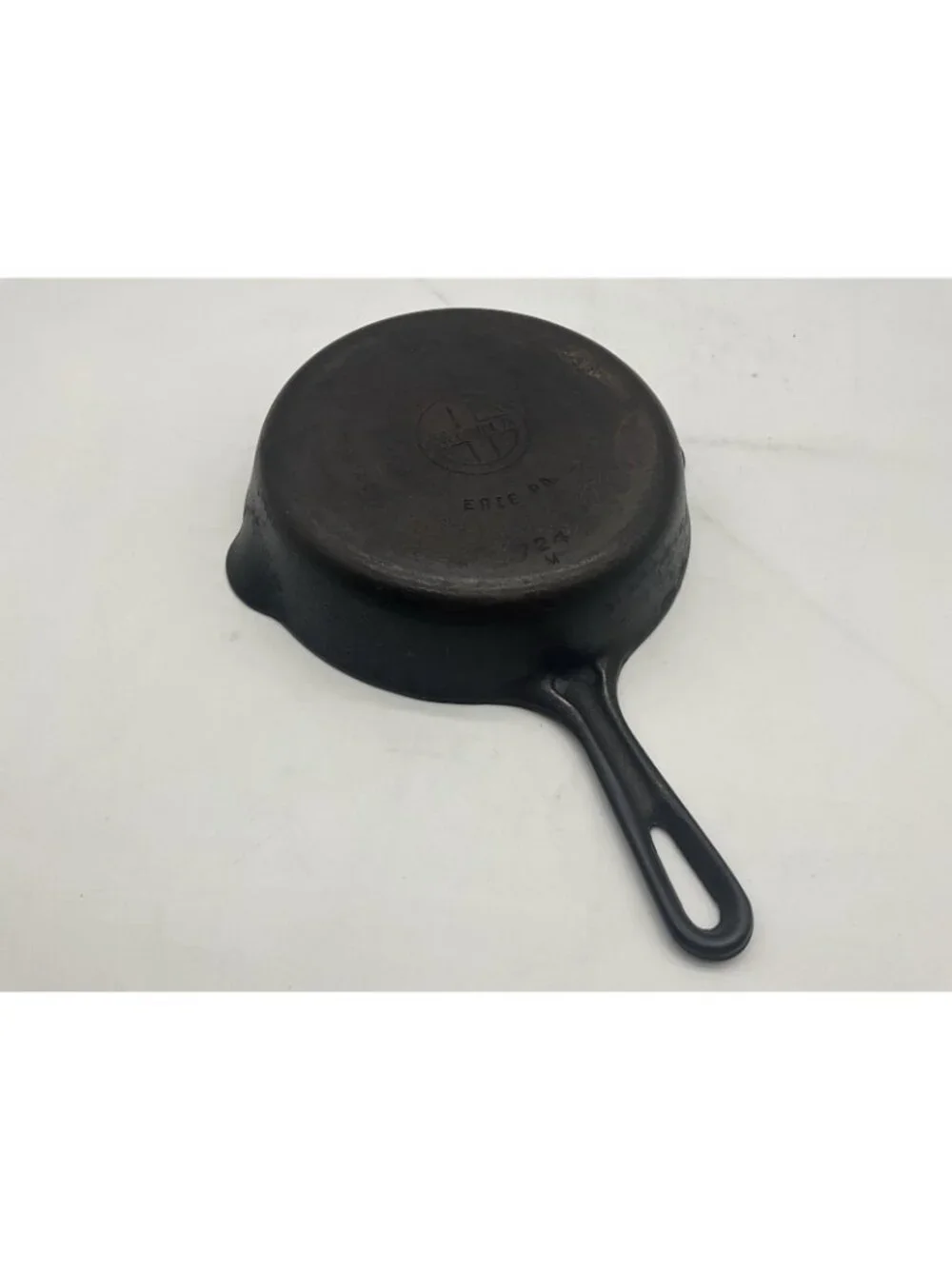 Griswold Vintage Cast Iron Skillet #5 with Small Block Logo MCM Collectible